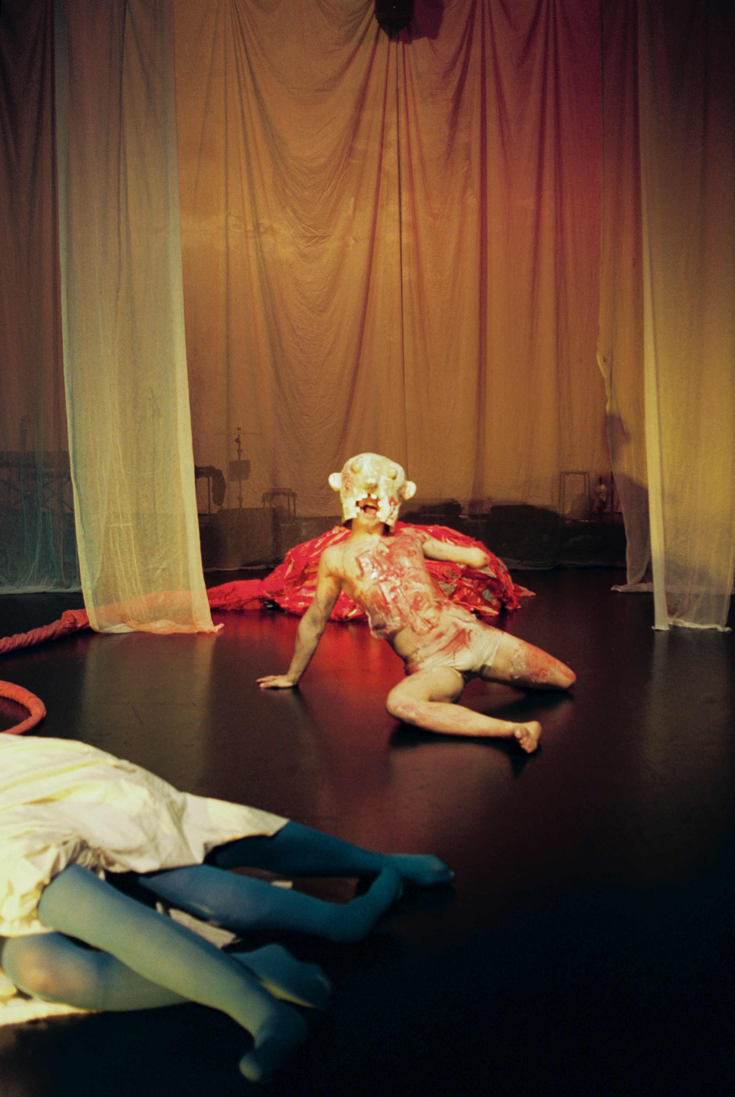 A Tale of Sun and Shine - Bilde 4